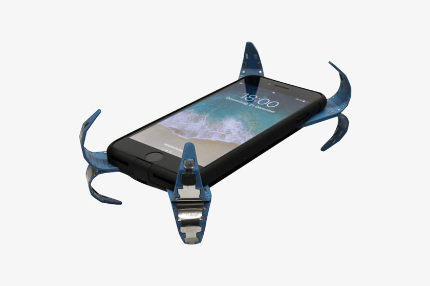 Mobile airbags in Smartphone Cases is the new trend
